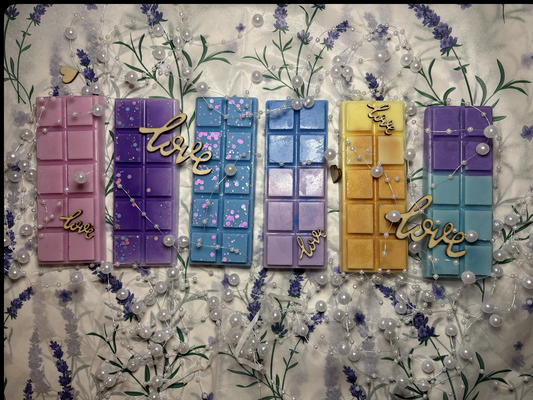 Scented snap bar wax melts