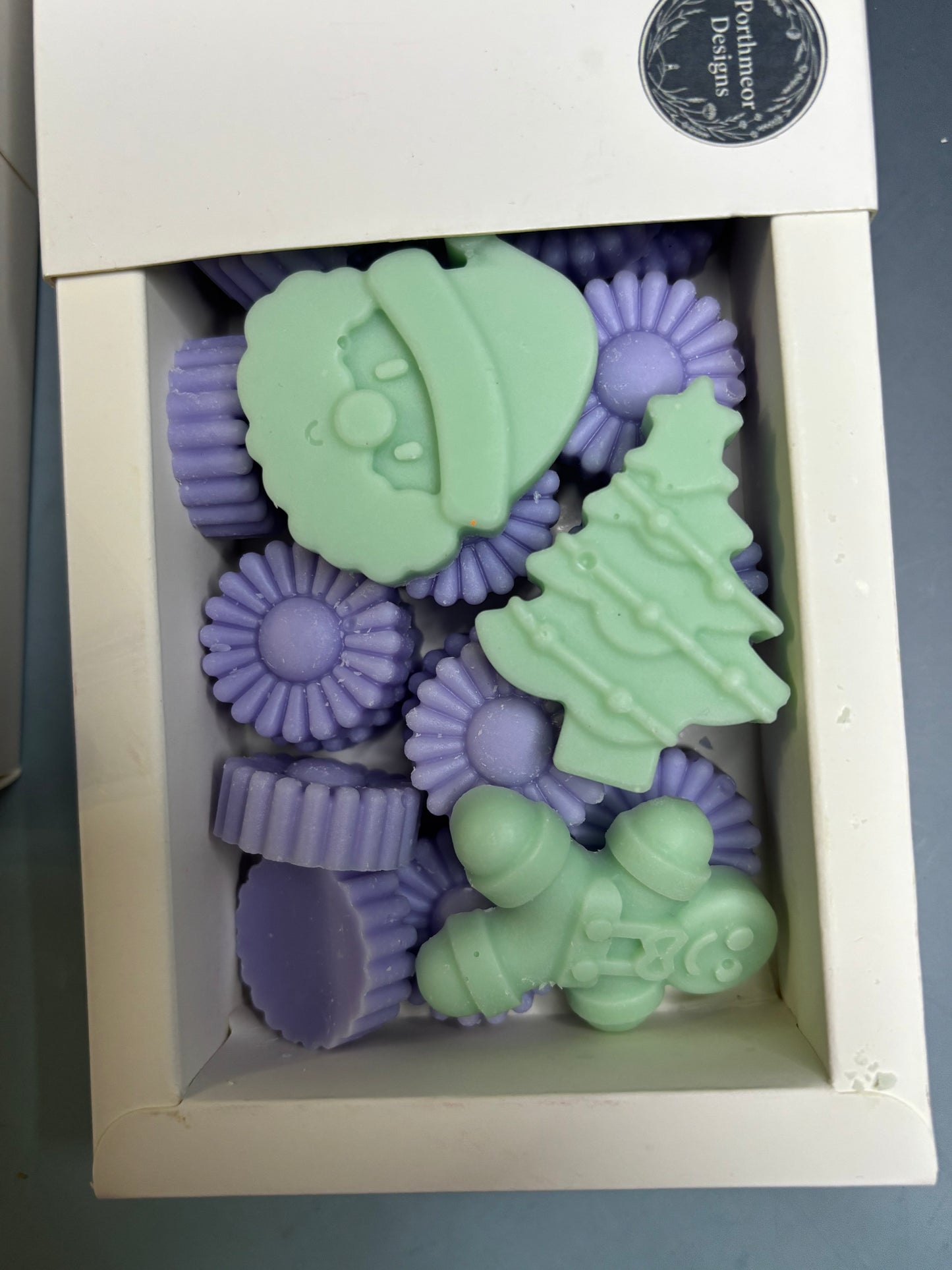 Wax Melt scoopie box with scoop