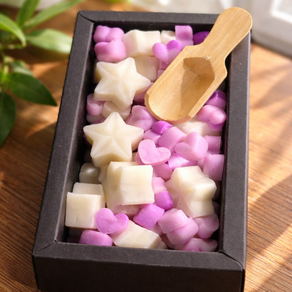 Wax Melt scoopie box with scoop